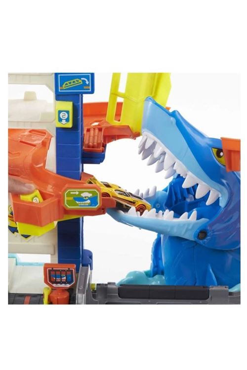 Hot Wheels City Köpek Balığından Kaçış HDP06