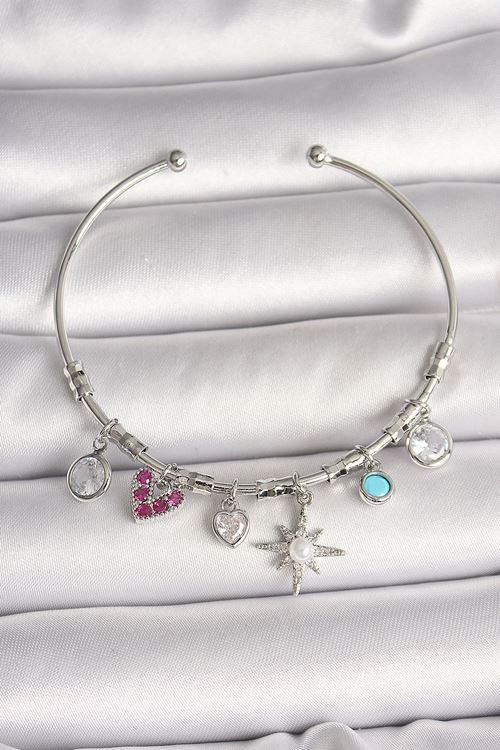 Pirinç Gümüş Renk Sallantı Zirkon Taşlı Kutup Yıldız Figür Kalp Detay Charm Kadın Bileklik