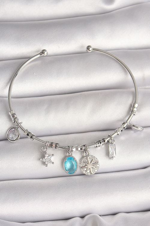 Pirinç Gümüş Renk Sallantı Pusula Figür Kalp Detay Charm Kadın Bileklik