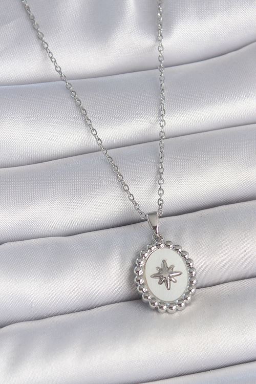 316L Çelik Gümüş Renk Zincir Beyaz Mineli Kutup Yıldız İşlemeli Madalyon Model Kadın Kolye