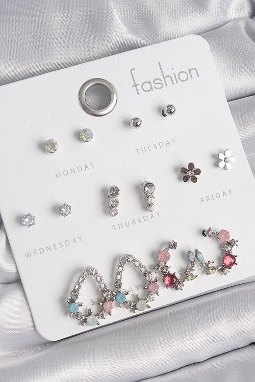 Pirinç Gümüş Renk Zirkon Taşlı Damla Model Çiçek Detay 7 Çift Kadın Küpe Seti