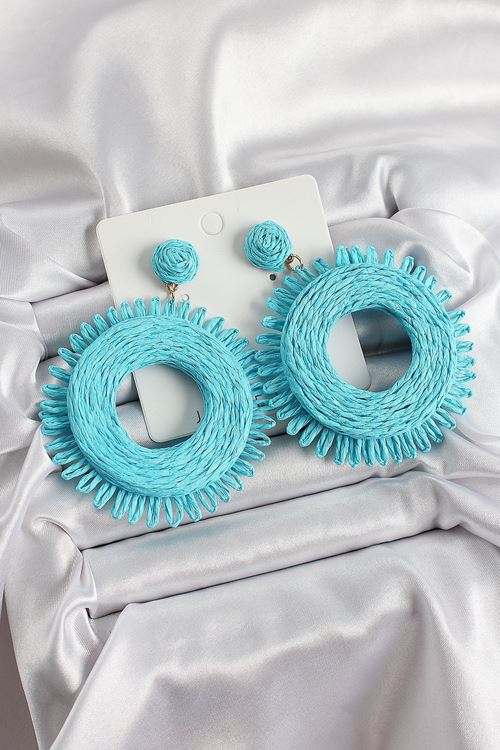 Mavi Püsküllü Halka Figürlü Hasır Örgü Model Gold Renk Kadın Küpe