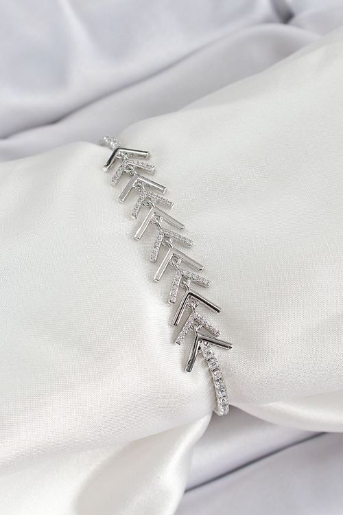 Pirinç Gümüş Renk Zirkon Taşlı Balık Sırtı Kadın Bileklik