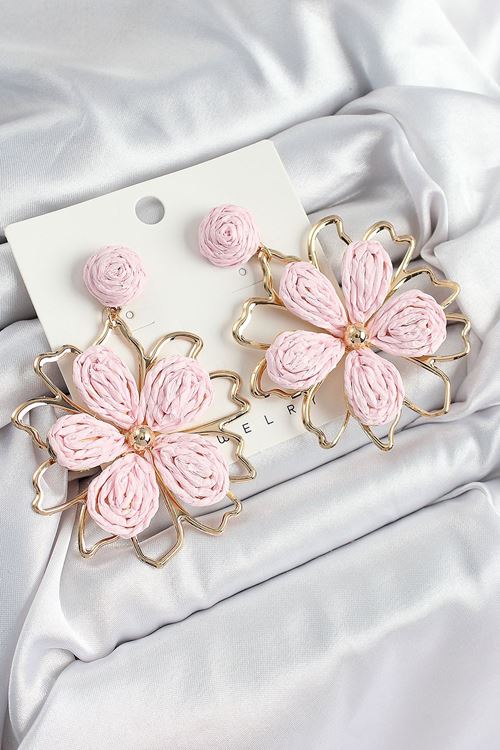 Pirinç Pembe Çiçek Model Gold Renk Kadın Hasır Küpe