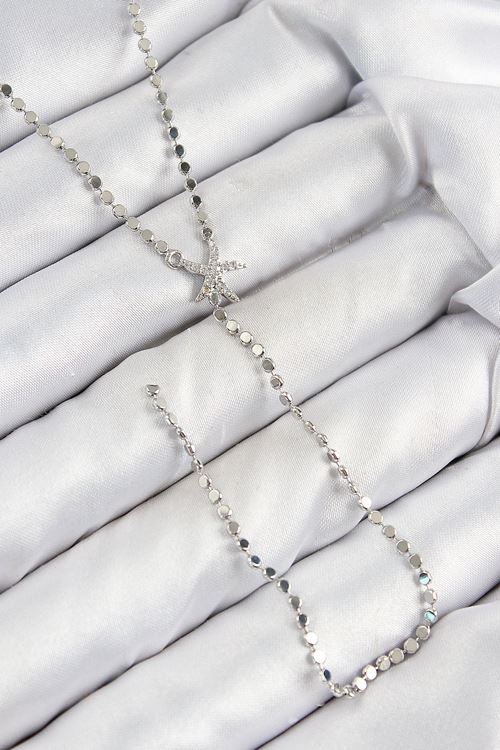 Pirinç Zirkon Taşlı Ezme Zincirli Deniz Yıldızı Model Gümüş Renk Y Kolye