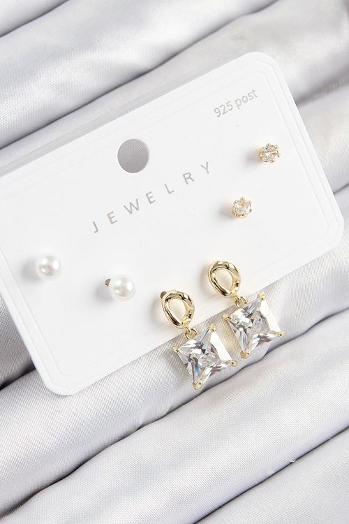 Pirinç Zirkon Taşlı Sallantılı Kare Model Gold Renk 925 Ayar Gümüş Çivi Kadın Küpe Set