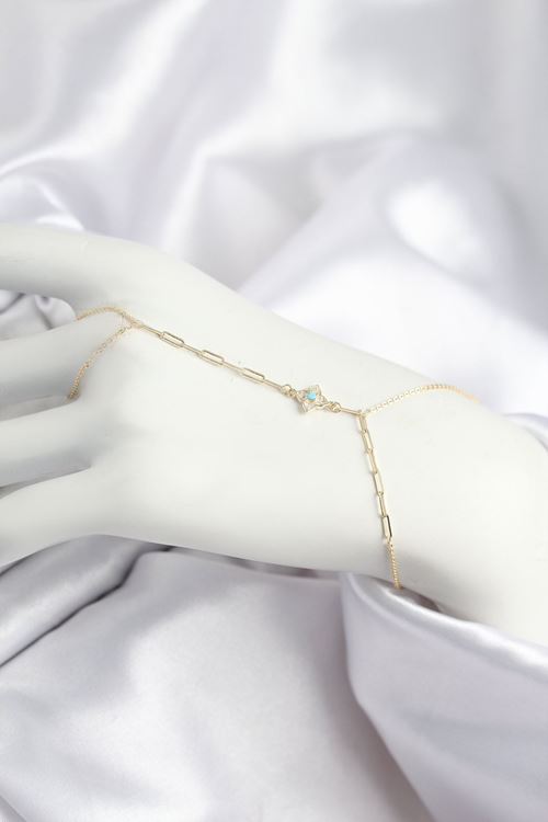 Pirinç Zirkon Taşlı Mavi Boncuklu Yonca Model Gold Renk Şahmeran