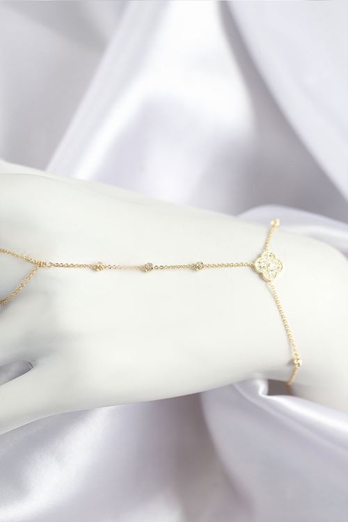 Pirinç Zirkon Taşlı Yonca Model Gold Renk Şahmeran