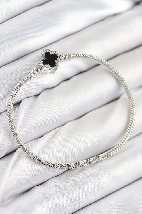 Pirinç Charm Zirkon Taşlı Yonca Model Gümüş Renk Kadın Bileklik