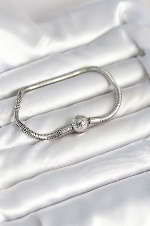 Gümüş Renk Pirinç Charm Bileklik
